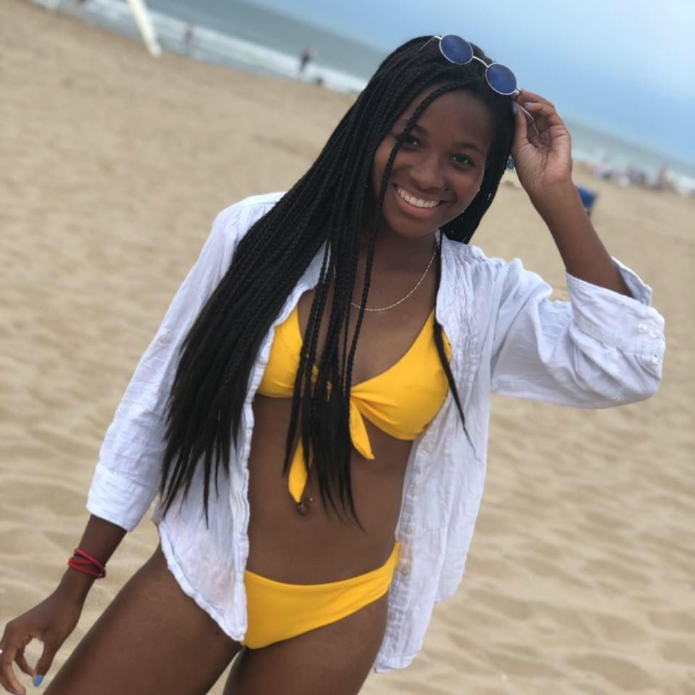 Meet your Posher, Britney